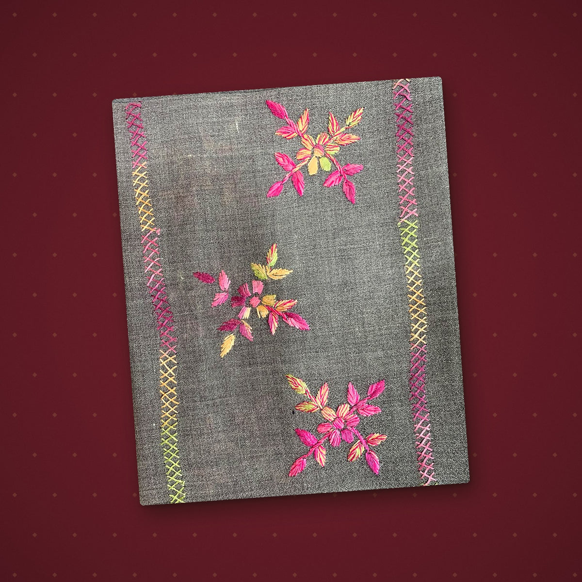 Handwoven 100% pure wool Swati shawl for women from Islampur, Swat - design WS130010
